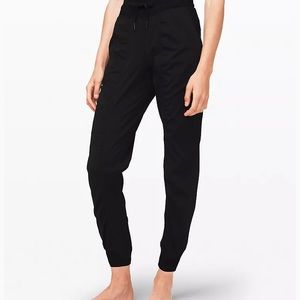 Lululemon dance studio joggers black